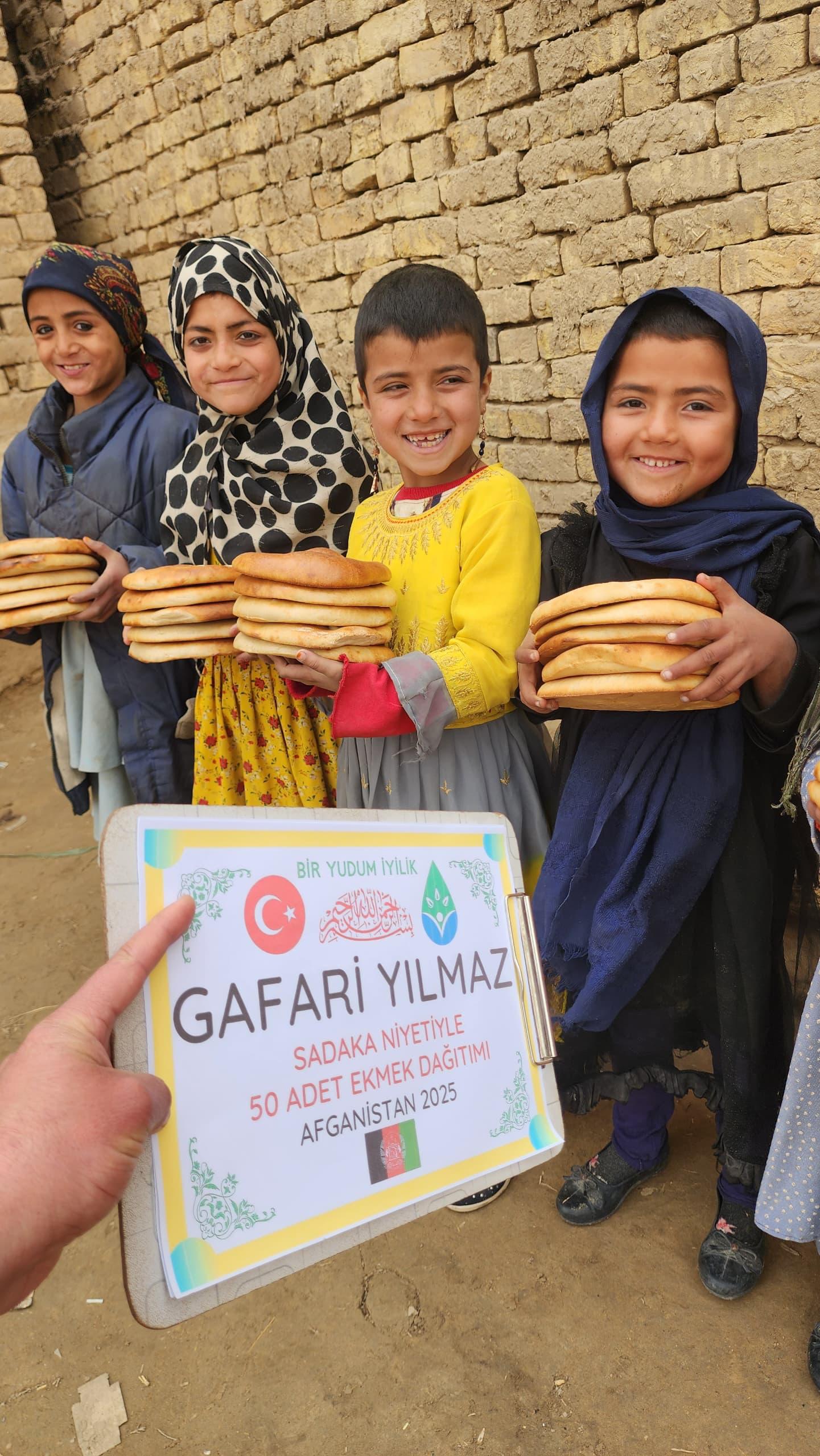 Adıyaman Besni 50 ADET Ekmek Dağıtımı